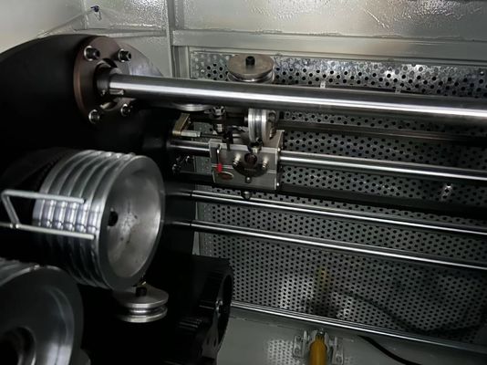 630 máquina de ensamblaje de cobre 2500RPM de alta velocidad doble torsión ensamblador