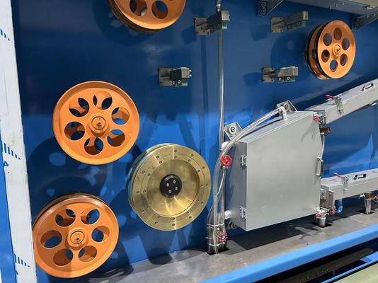 Máquina automática de dibujo de alambre de cobre grande / máquina de dibujo de aluminio con recocido en línea